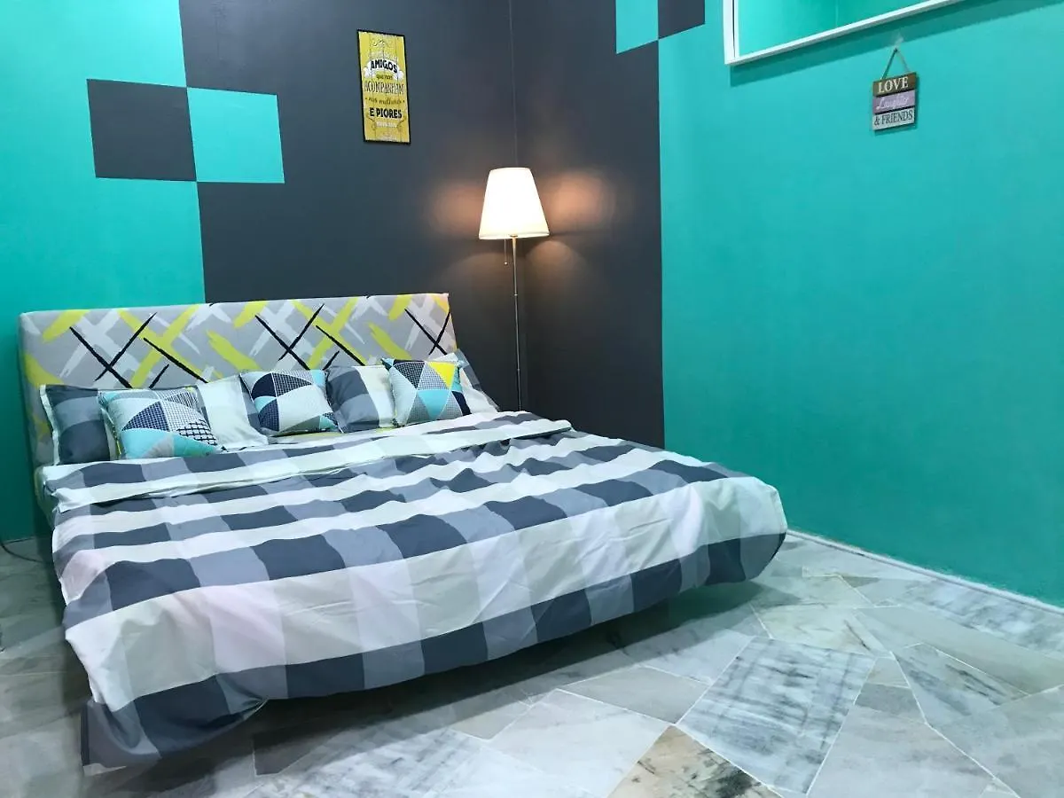 Amigos Homestay Melaka contacts